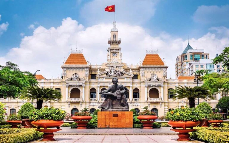 8 Days 7 Nights Vietnam Muslim tour
